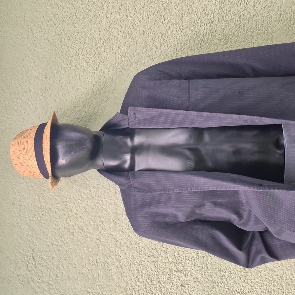 Gap (USA) Men's Blue Pinstripe Pure Cotton Lightweight Luxe (2) Button Blazer
